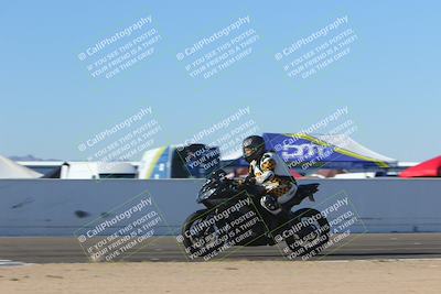 media/Nov-06-2023-Moto Forza (Mon) [[ce023d0744]]/4-Beginner Group/Session 4 (Finish Line Checker)/